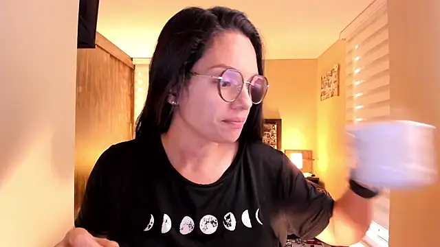 anabel 025 online show from March 17, 2025, 12:25 pm