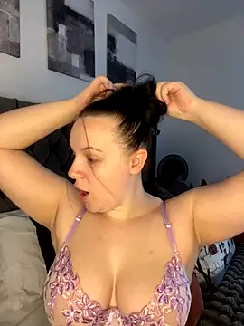 riri bstvx online show from October 30, 2025, 9:00 am