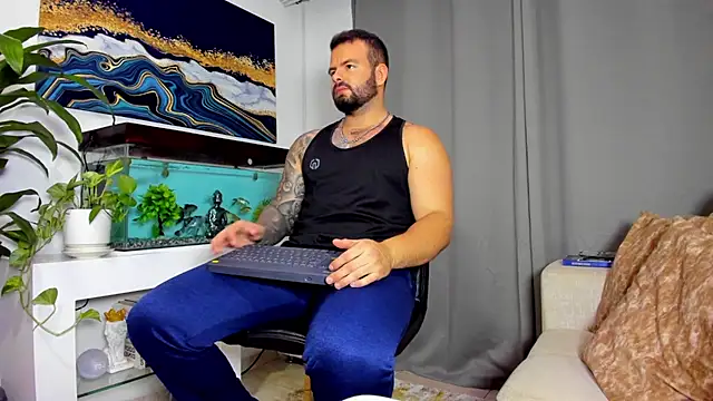 Snapshot of Johnnygrayson1 chatting on February 19, 2025, 11:04 pm Johnnygrayson1 online show from February 19, 2025, 11:04 pm