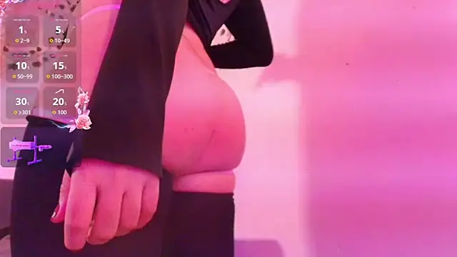 Yuri Stars online show from February 5, 2026, 5:01 am