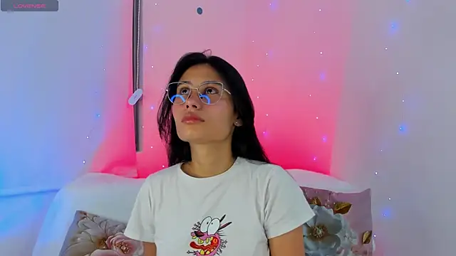 NayeCloud online show from March 1, 2026, 3:41 am