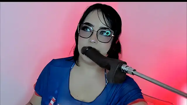 Snapshot of ValeryySoto_ chatting on July 4, 2026, 10:05 pm ValeryySoto online show from July 4, 2026, 10:05 pm