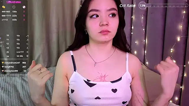 TaiteGloss online show from December 22, 2024, 11:20 pm