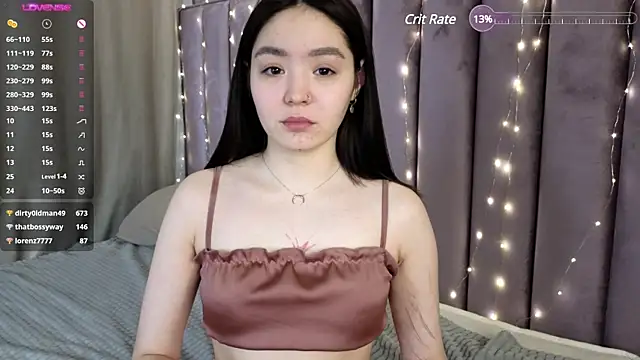 TaiteGloss online show from February 4, 2025, 10:24 pm