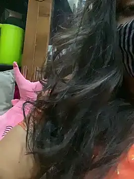 Snapshot of HaaniKaur chatting on March 6, 2025, 5:22 pm HaaniKaur online show from March 6, 2025, 5:22 pm