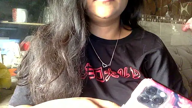 HaaniKaur online show from June 11, 2026, 4:54 am