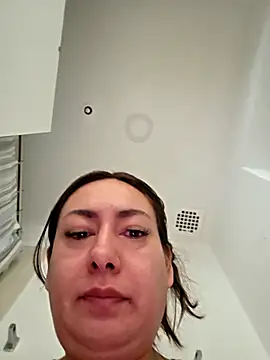 Snapshot of xLadyScarlettx chatting on April 17, 2026, 12:30 pm xLadyScarlettx online show from April 17, 2026, 12:30 pm