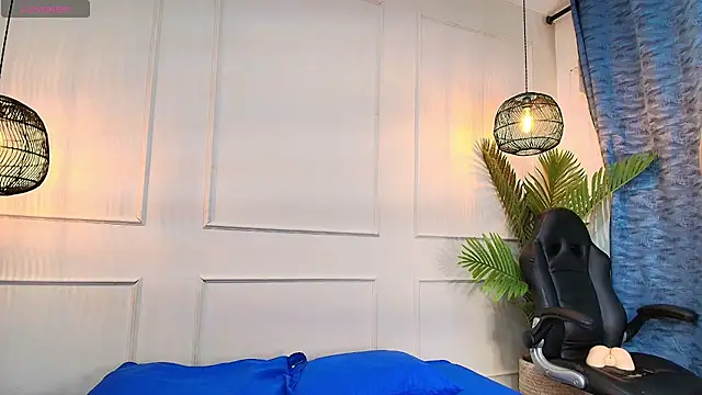 Snapshot of luandy chatting on October 17, 2025, 8:00 pm luandy online show from October 17, 2025, 8:00 pm