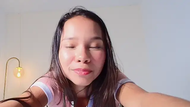 Snapshot of marce_algara chatting on March 14, 2025, 12:29 pm marce algara online show from March 14, 2025, 12:29 pm