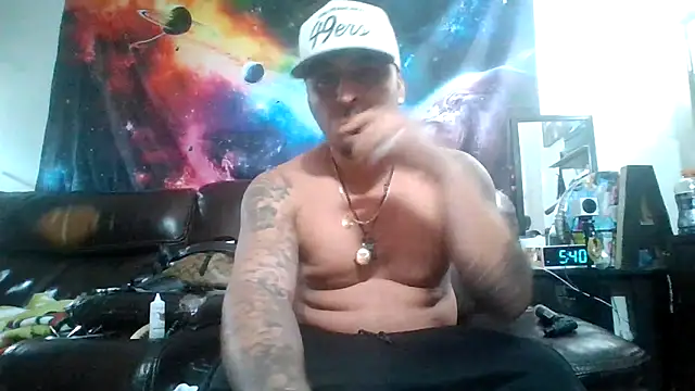 Snapshot of Antoniothedon chatting on February 7, 2026, 12:42 pm Antoniothedon online show from February 7, 2026, 12:42 pm