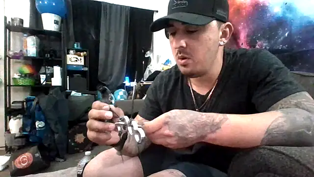 Antoniothedon online show from May 13, 2026, 6:22 am