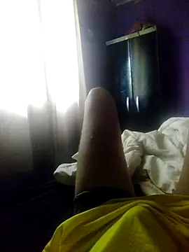 Snapshot of lorraine_alves_ferreira chatting on November 5, 2025, 4:29 pm lorraine alves ferreira online show from November 5, 2025, 4:29 pm