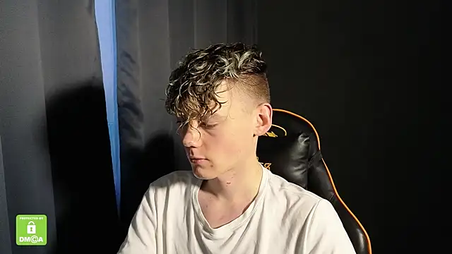 Snapshot of Keytaro chatting on January 8, 2026, 1:46 pm Keytaro online show from January 8, 2026, 1:46 pm