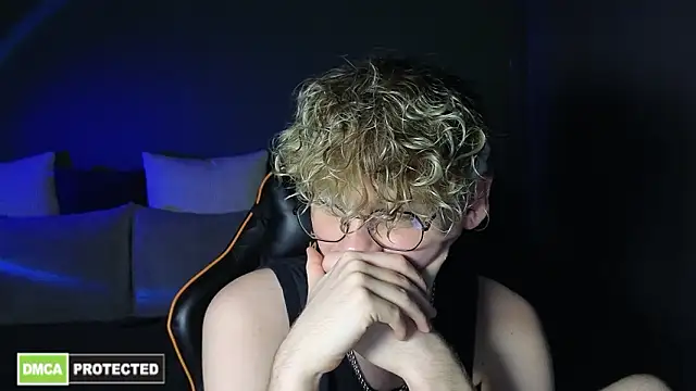 Keytaro online show from March 21, 2026, 9:25 am