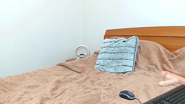 adyyynis online show from April 7, 2026, 11:21 am