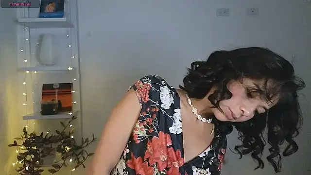 lissi S online show from December 12, 2024, 2:59 am