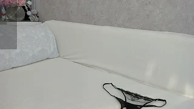 angelica marquise online show from February 5, 2026, 9:36 am