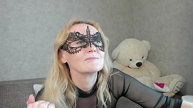 Snapshot of angelica_marquise chatting on July 1, 2026, 5:12 pm angelica marquise online show from July 1, 2026, 5:12 pm
