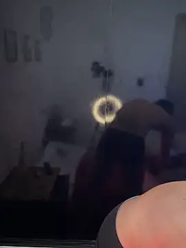 Snapshot of cybercosmiiic chatting on January 21, 2025, 8:43 pm cybercosmiiic online show from January 21, 2025, 8:43 pm