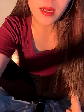 PussyWet  online show from November 27, 2025, 2:52 pm