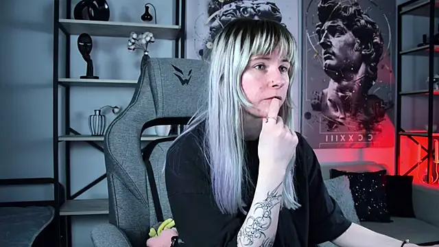 LexiWenford online show from April 7, 2026, 6:03 am