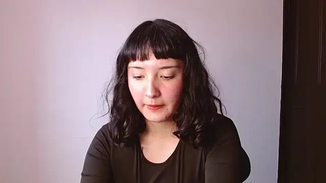 alexaa08 online show from April 1, 2026, 9:23 pm