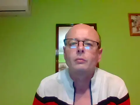 Snapshot of Tiger202441 chatting on October 22, 2025, 9:14 pm Tiger202441 online show from October 22, 2025, 9:14 pm