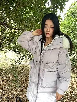 Snapshot of Asia-Melody chatting on February 13, 2025, 6:20 am Asia-Melody online show from February 13, 2025, 6:20 am