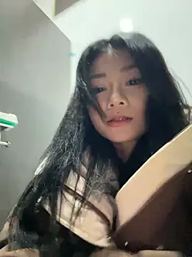 Snapshot of Asia-Melody chatting on March 4, 2025, 8:13 am Asia-Melody online show from March 4, 2025, 8:13 am