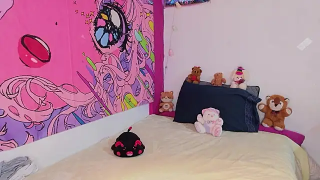 Snapshot of kittyzenn chatting on December 17, 2025, 8:15 pm kittyzenn online show from December 17, 2025, 8:15 pm