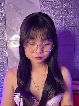 Maeve2k5 online show from December 15, 2025, 6:06 am