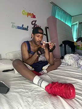 Snapshot of esteraulxxx chatting on December 16, 2024, 11:44 am esteraulxxx online show from December 16, 2024, 11:44 am