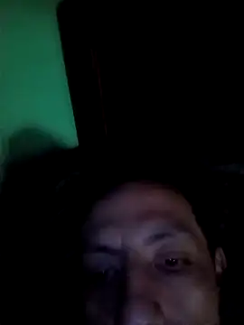 alexmoragomez online show from February 19, 2026, 3:19 pm