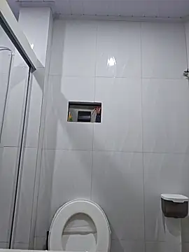 Binhosex2024 online show from February 17, 2025, 5:25 am