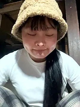 Snapshot of Anges893 chatting on December 4, 2024, 9:51 am Anges893 online show from December 4, 2024, 9:51 am