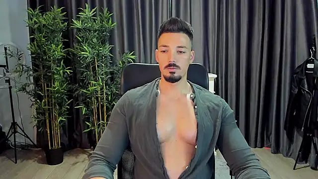 HaydenSpearss online show from March 1, 2025, 7:41 am