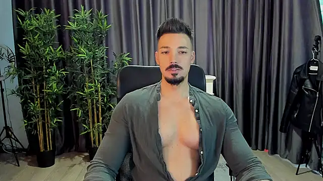 HaydenSpearss online show from March 23, 2025, 7:20 am