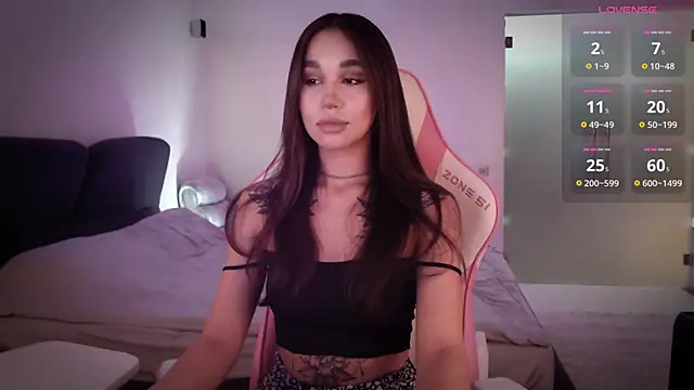 Snapshot of march_mellow chatting on December 24, 2024, 4:40 pm march mellow online show from December 24, 2024, 4:40 pm