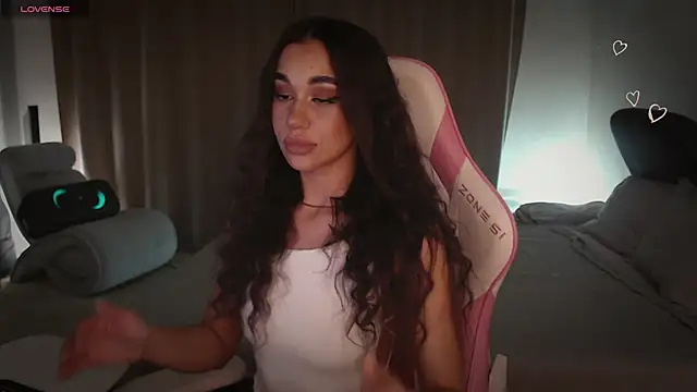 Snapshot of march_mellow chatting on March 13, 2025, 9:48 pm march mellow online show from March 13, 2025, 9:48 pm