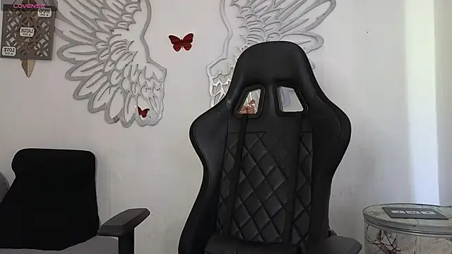 avatomas 02 online show from April 16, 2026, 2:34 am