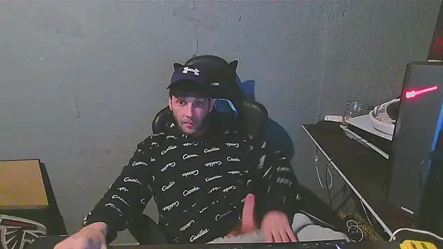 Superoz77 online show from December 28, 2024, 5:12 am