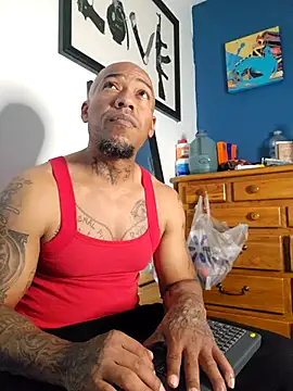 Snapshot of athephenomenal1 chatting on June 23, 2026, 1:03 am athephenomenal1 online show from June 23, 2026, 1:03 am
