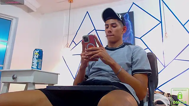 Valerio 20 online show from December 17, 2024, 8:10 pm