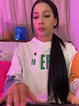 Lina10 online show from January 16, 2026, 9:30 pm