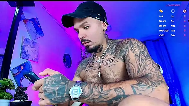 Snapshot of Adil_aminn chatting on January 6, 2026, 10:45 pm Adil aminn online show from January 6, 2026, 10:45 pm