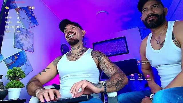 Snapshot of Adil_aminn chatting on January 8, 2026, 4:15 am Adil aminn online show from January 8, 2026, 4:15 am