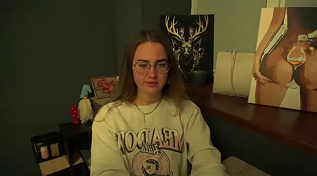 luxie milady online show from December 27, 2024, 2:33 pm