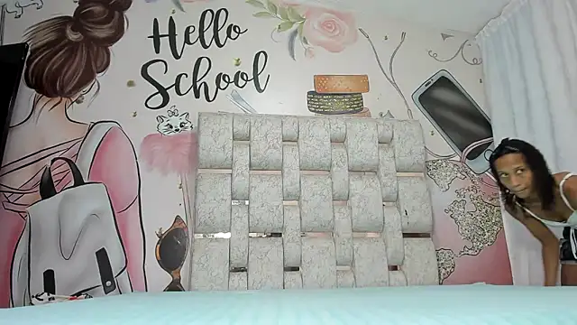 EMMA SWEETT1 online show from January 16, 2025, 12:09 pm