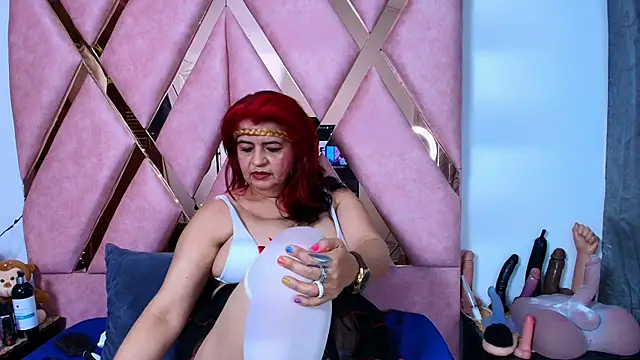 RoxetteMature online show from May 27, 2026, 12:13 pm