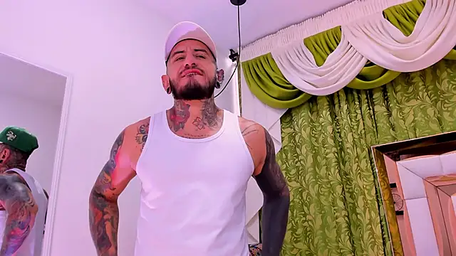 Snapshot of dilan_scootk_ chatting on December 3, 2025, 7:34 pm dilan scootk online show from December 3, 2025, 7:34 pm